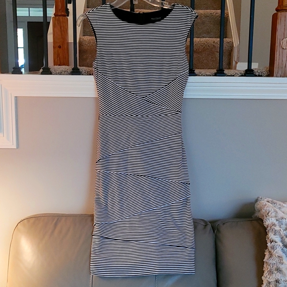 Form fitting black and white dress by White House Black Market